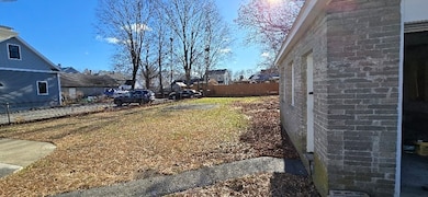 25 Front St, Shirley, MA 01464 - photo 4