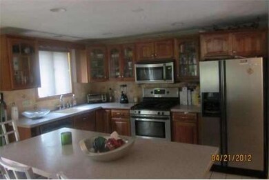 28 Blakely Cir, Randolph, MA 02368 - photo 6