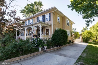 27 E Rively Ave, Aldan, PA 19018 - photo 4