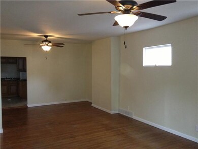 Living Room. Amazing living room / Dining Room.. S