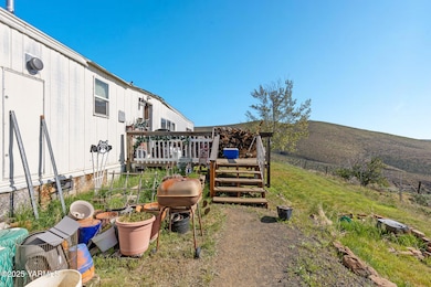 18901 Tieton Dr, Yakima, WA 98908 - photo 4