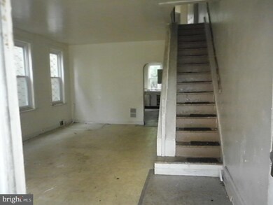 31 N 24th St, Camden, NJ 08105 - photo 3