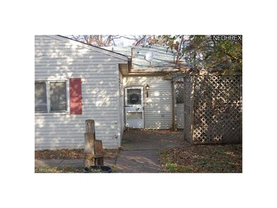 5475 E Lake Rd, Sheffield Lake, OH 44054 - photo 6