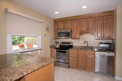 _RMJ0061.jpg kitchen