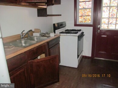 2514 Linden Ave, Baltimore, MD 21217 - photo 4
