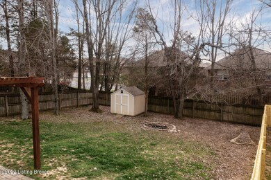 8101 Apple Valley Dr, Louisville, KY 40228 - photo 5