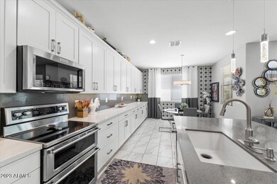 13-Kitchen