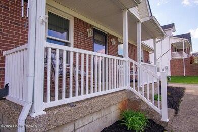 126 Savannah Dawn Ct, Mount Washington, KY 40047 - photo 2