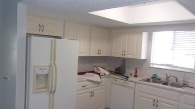 10235 SW 87th Terrace, Ocala, FL 34481 - photo 7