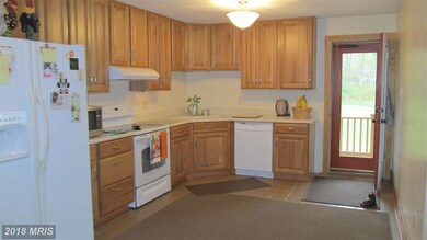 1852 Crums Church Rd, Berryville, VA 22611 - photo 5