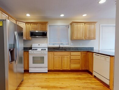 47 Alder St unit 22, Waltham, MA 02453 - photo 6