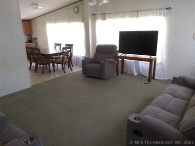 932 W 137th Place, Glenpool, OK 74033 - photo 4