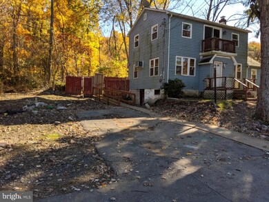 3320 S 7th St, Emmaus, PA 18049 - photo 2