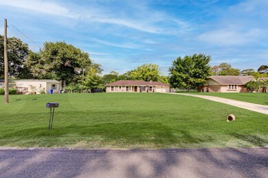 12903 Shady Ln, Old River-Winfree, TX 77535 - photo 2