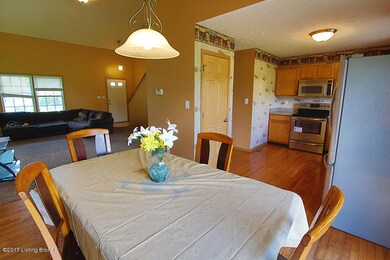 10219 Hornbeam Blvd, Louisville, KY 40228 - photo 4