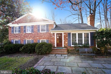 2420 Barbour Rd, Falls Church, VA 22043 - photo 3