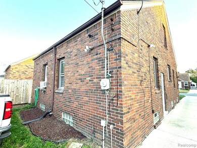 13855 Edmore Dr, Detroit, MI 48205 - photo 4