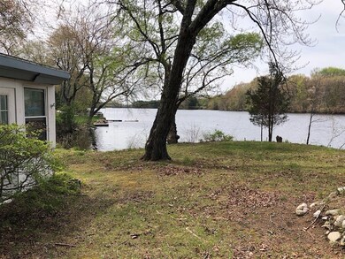 10 Myers St, Smithfield, RI 02917 - photo 4