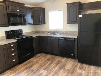 20156 Veryl Ct, Bend, OR 97702 - photo 2