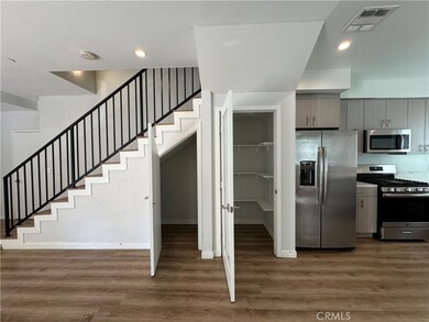 22425 Del Valle St unit 1, Woodland Hills, CA 91364 - photo 3