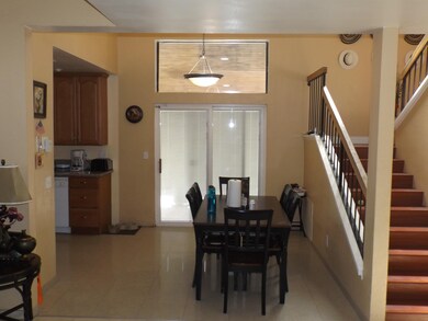 512 E Avenue Q-9, Palmdale, CA 93550 - photo 5