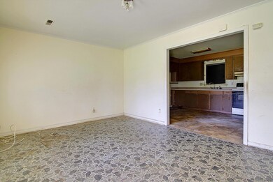 CREM_2640 Cardinal Cir_006