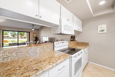 40131 Baltusrol Cir, Palm Desert, CA 92211 - photo 4