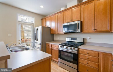 20304 Notting Hill Way, Germantown, MD 20876 - photo 4