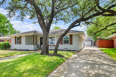 6802 Blessing Dr, Dallas, TX 75214 - photo 3