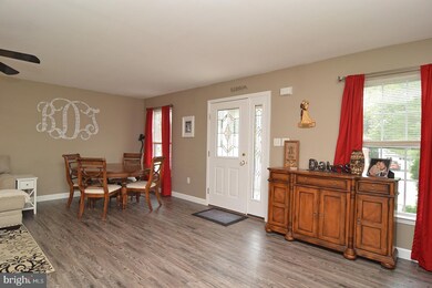 316 Saint Nicholas St, Reading, PA 19607 - photo 5