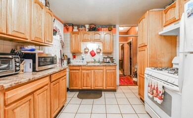 78 Ballou Ave, Dorchester Center, MA 02124 - photo 4