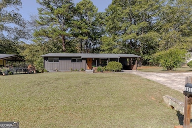 111 Robinhood Dr, Woodstock, GA 30188 - photo 2