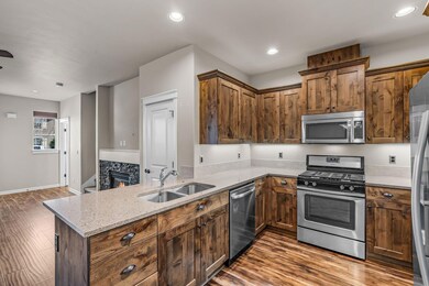 2024_04_16_20815_boulderfield_ave-7