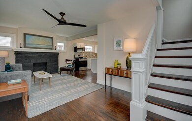 Living Room (2)