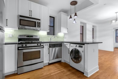 No 305 on the Park unit 403, New York, NY 10039 - photo 6