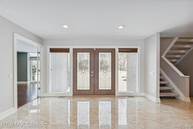 4033 Fox Lake Dr, Bloomfield Hills, MI 48302 - photo 4