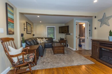 76 Collins St, Danvers, MA 01923 - photo 5
