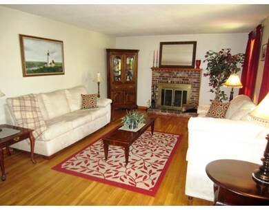 107 Woodside Rd, Franklin, MA 02038 - photo 3