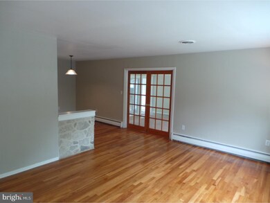 1876 Little Dr, Woodbury, NJ 08096 - photo 4