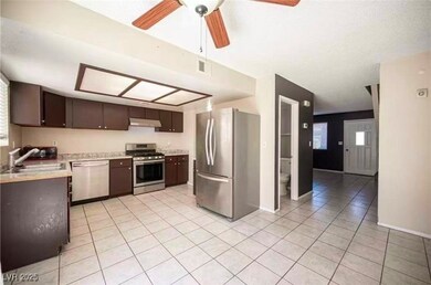 5241 Janfred Ct unit 18, Las Vegas, NV 89103 - photo 3