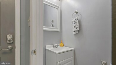 13954 Gunners Place, Centreville, VA 20121 - photo 6