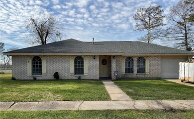 360 Courville Dr, Luling, LA 70070 - photo 2