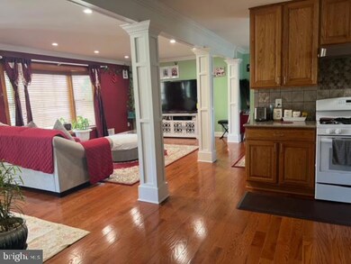 4700 Playfield St, Annandale, VA 22003 - photo 7