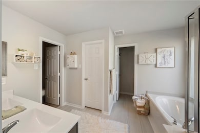 104 Shallow Creek Dr, Prairie View, TX 77484 - photo 7