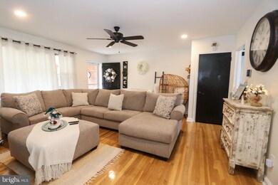 2605 Heritage Farm Dr, Wilmington, DE 19808 - photo 5