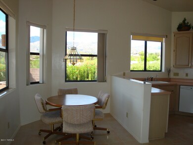 Lovely Kitchen and Eating Area