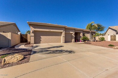 9442 E Mendoza Ave, Mesa, AZ 85209 - photo 3