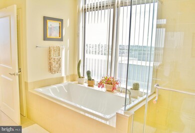 The Vue, Baltimore, MD 21202 - photo 3