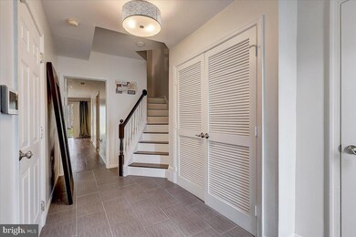 8013 Apple Valley Dr, Pasadena, MD 21122 - photo 7