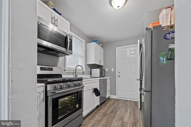 2717 Talbot Rd, Baltimore, MD 21216 - photo 6